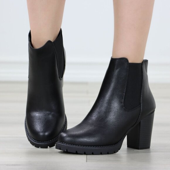 Shoes - Womens Ankle Boots Lug Block Heel Black Synthetic Leather Round Toe Elastic Gore